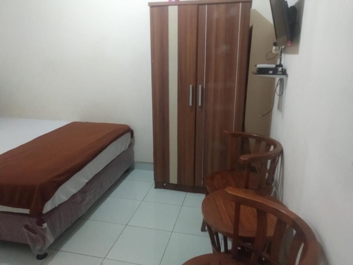 Modern Indekos Cilegon Syariah Near Hospital Krakatau Medika Redpartner Hotel Екстериор снимка